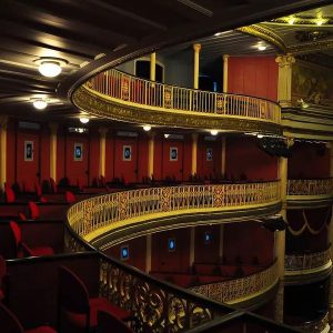 疫情寒冬之下，演出业的生存百态